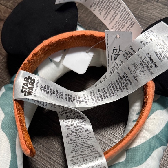 NWT 2024 Disney Parks Star Wars Ahsoka Tano Mickey Minnie Ears Headband - Picture 4 of 7